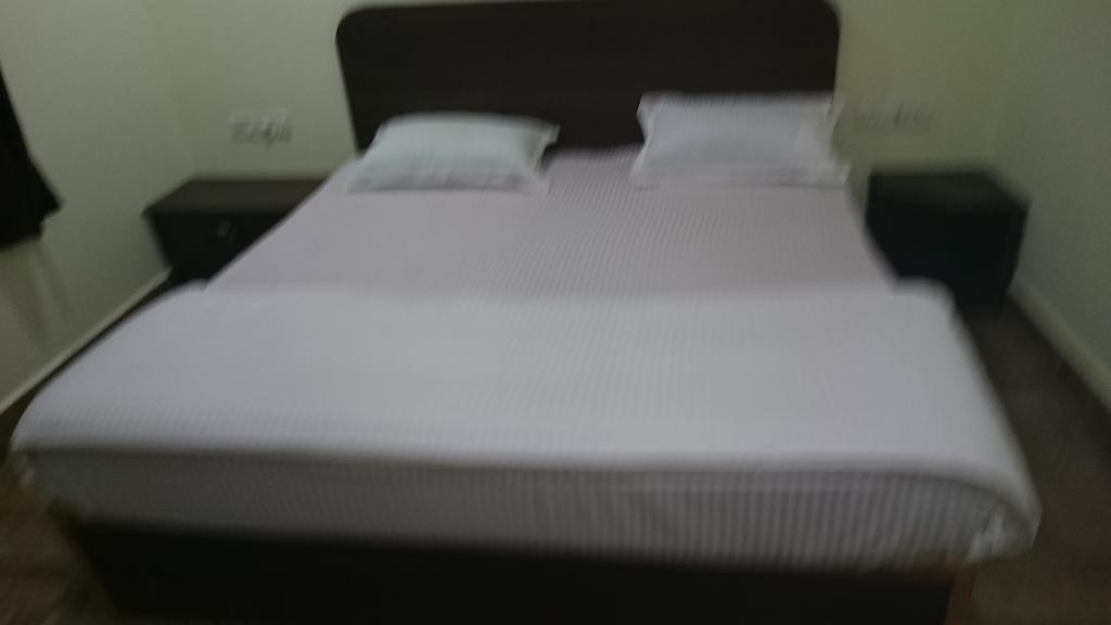 โอโย 1246 ราช เรซิเดนซี Hotel เชนไน ห้อง รูปภาพ