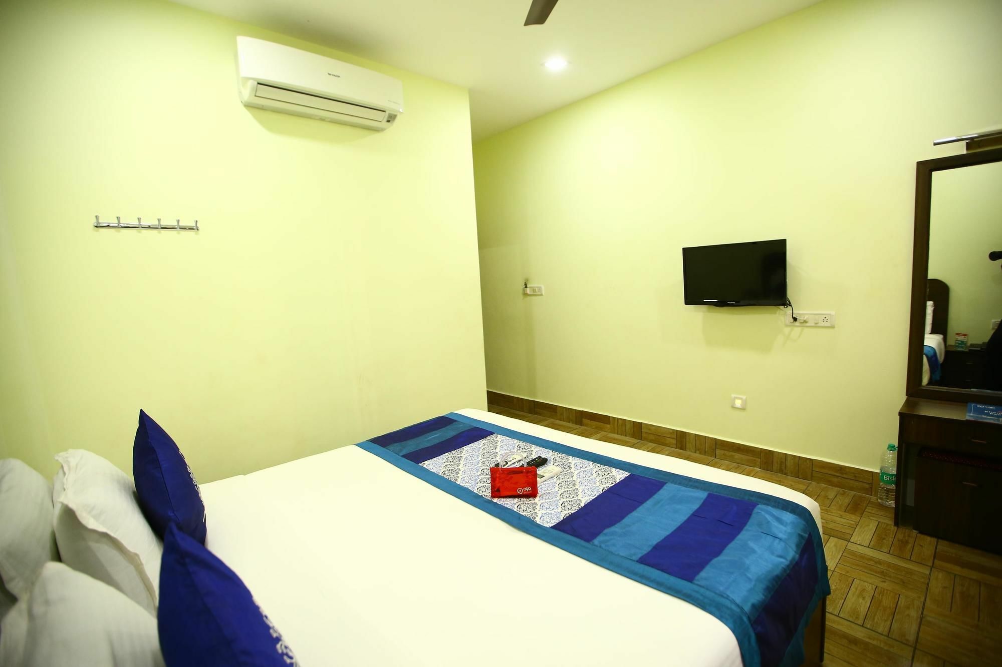 โอโย 1246 ราช เรซิเดนซี Hotel เชนไน ภายนอก รูปภาพ